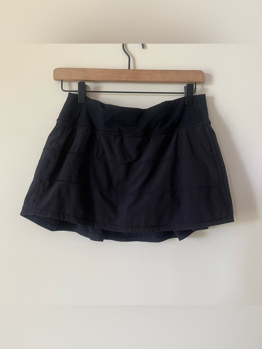 Lululemon Pace Rival Skirt (Regular) *4-way Stretch 13" Black Size 6